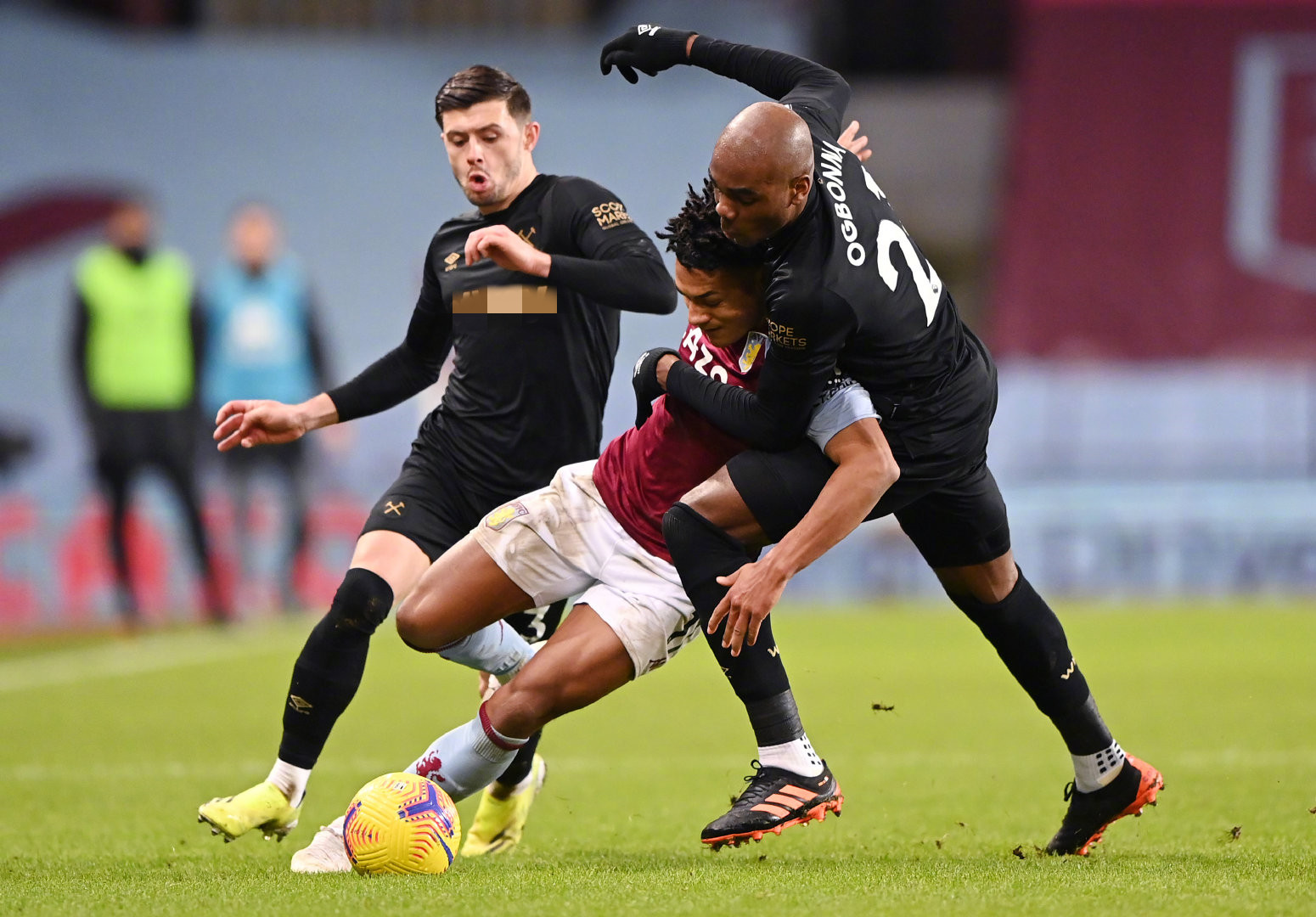 【杭州亚运会】广东球员陈巧珠独中两元,中国女足大胜乌兹别克斯坦队摘铜.